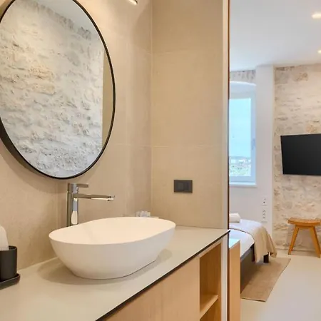 Villa Beautiful Sarizol With Indoor Pool In