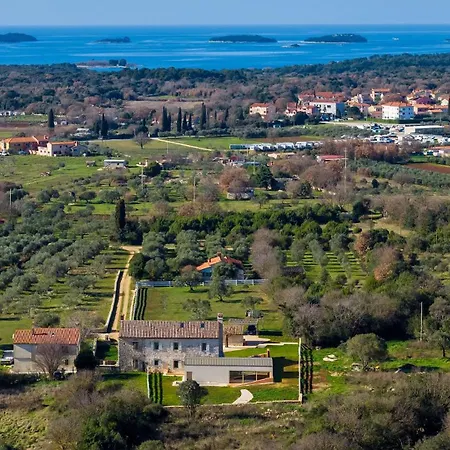 Villa Beautiful Sarizol With Indoor Pool In Rovinj