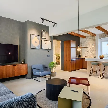 Beautiful Sarizol With Indoor Pool In Villa