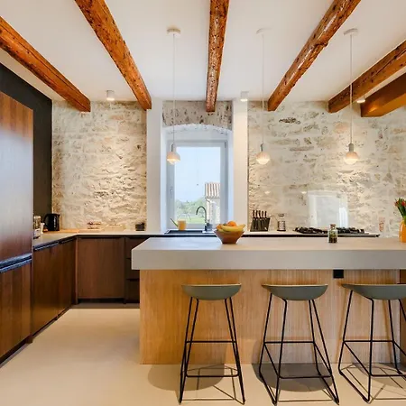 Beautiful Sarizol With Indoor Pool In Villa *