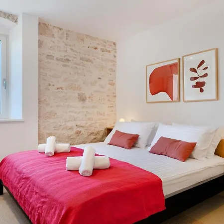 Beautiful Sarizol With Indoor Pool In Villa Rovinj