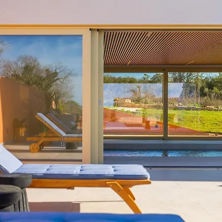 Villa Beautiful Sarizol With Indoor Pool In *