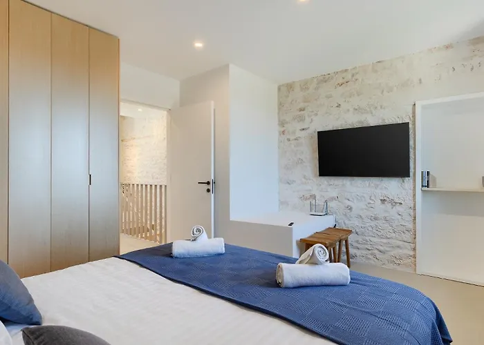 Beautiful Sarizol With Indoor Pool In Βίλα *