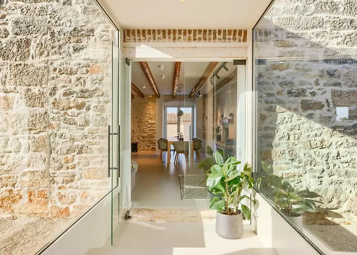 Beautiful Sarizol With Indoor Pool In Βίλα